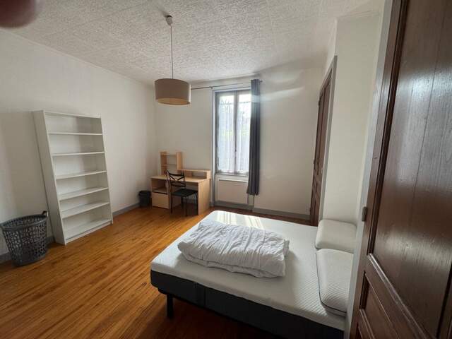Appartement de 40m2 à louer sur Bron — photo du bien