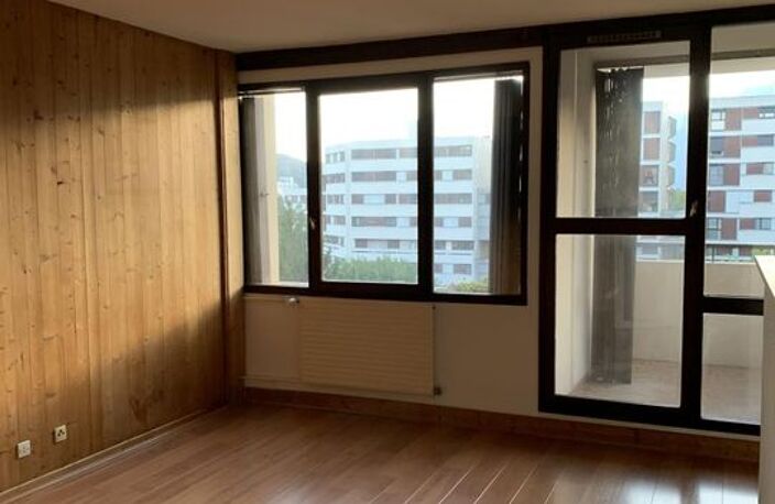 Appartement de 84m2 à louer sur Échirolles — photo 2
