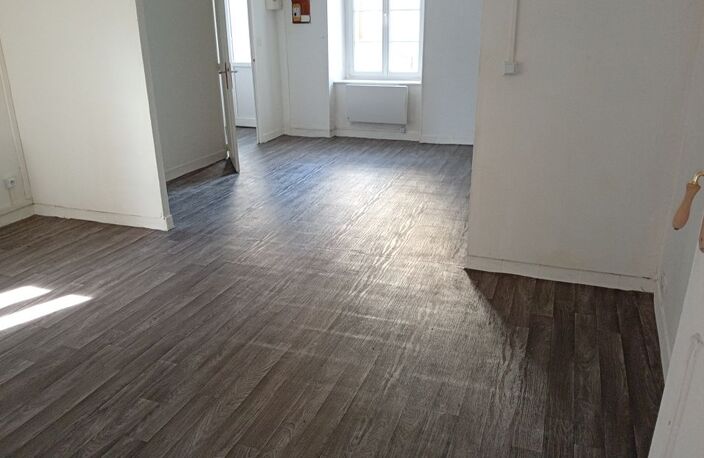 Maison de 74m2 à louer sur Craon — photo 2