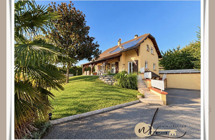 SAINT-CHEF (38), Maison à vendre 7 pièces  – 150 m² habitables – 4 chambres – Piscine – Terrain 1 192 m² – Garage - Panneaux solaires — photo 2