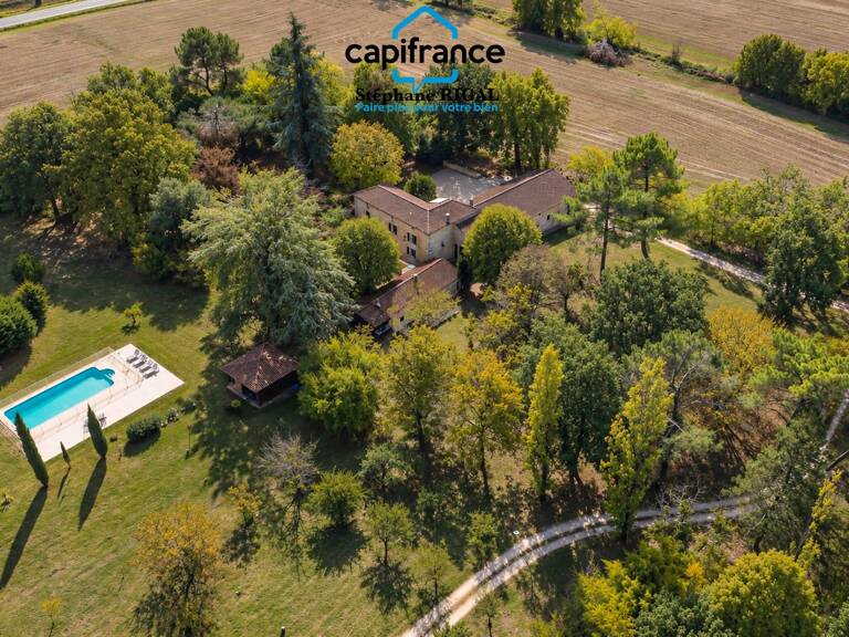 Propriete à vendre 10 pièces MONTAYRAL (47) de 255m2 habitables avec 1,6ha de terrain paysager — photo 1
