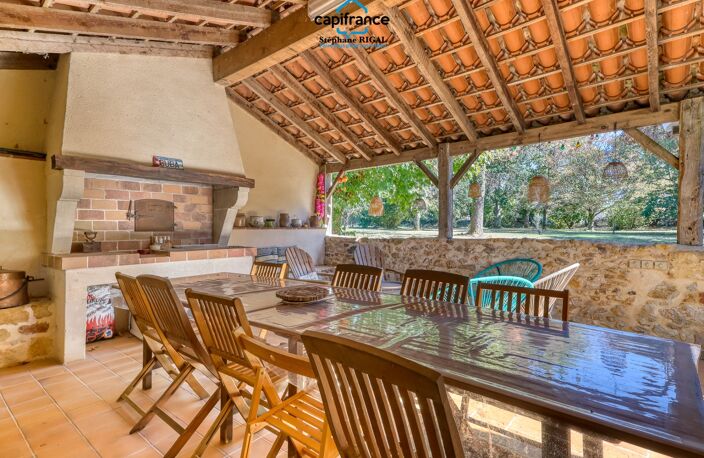 Propriete à vendre 10 pièces MONTAYRAL (47) de 255m2 habitables avec 1,6ha de terrain — photo 4
