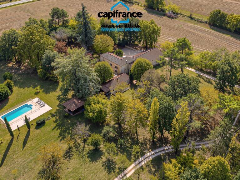 Propriete à vendre 10 pièces MONTAYRAL (47) de 255m2 habitables avec 1,6ha de terrain — photo 1