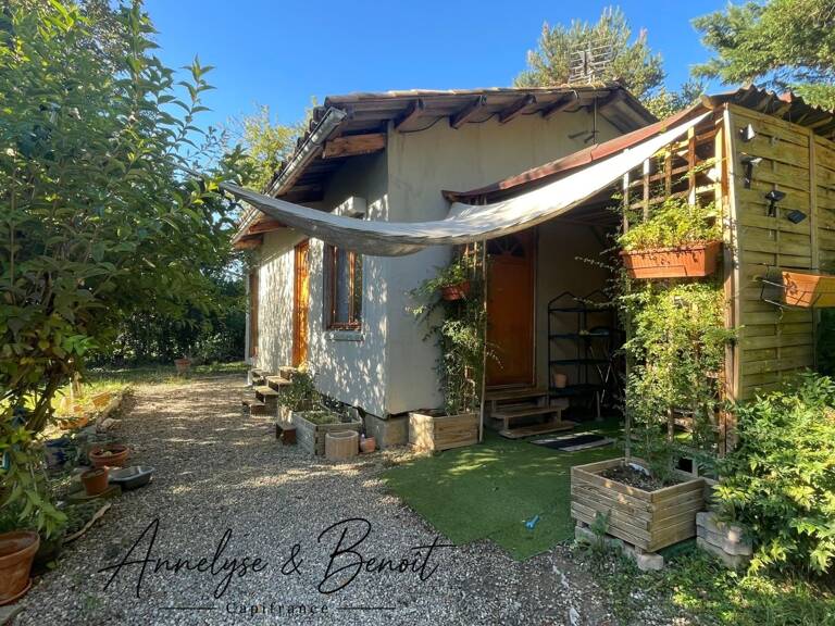 Maison à vendre 2 pièces  (05) — photo 1