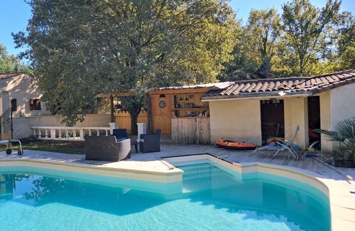 SAINTE COLOMBE EN BRUILHOIS: Maison 160 m2, 5 chambres, piscine, garage, jardin 3617 m2 — photo 3