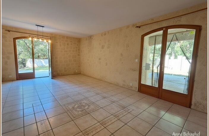 SAINTE COLOMBE EN BRUILHOIS: Maison 160 m2, 5 chambres, piscine, garage, jardin 3617 m2 — photo 5