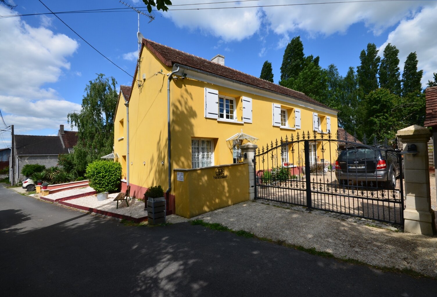 Coulommiers (77) Maison de caractère à vendre de 226 m² — photo 1