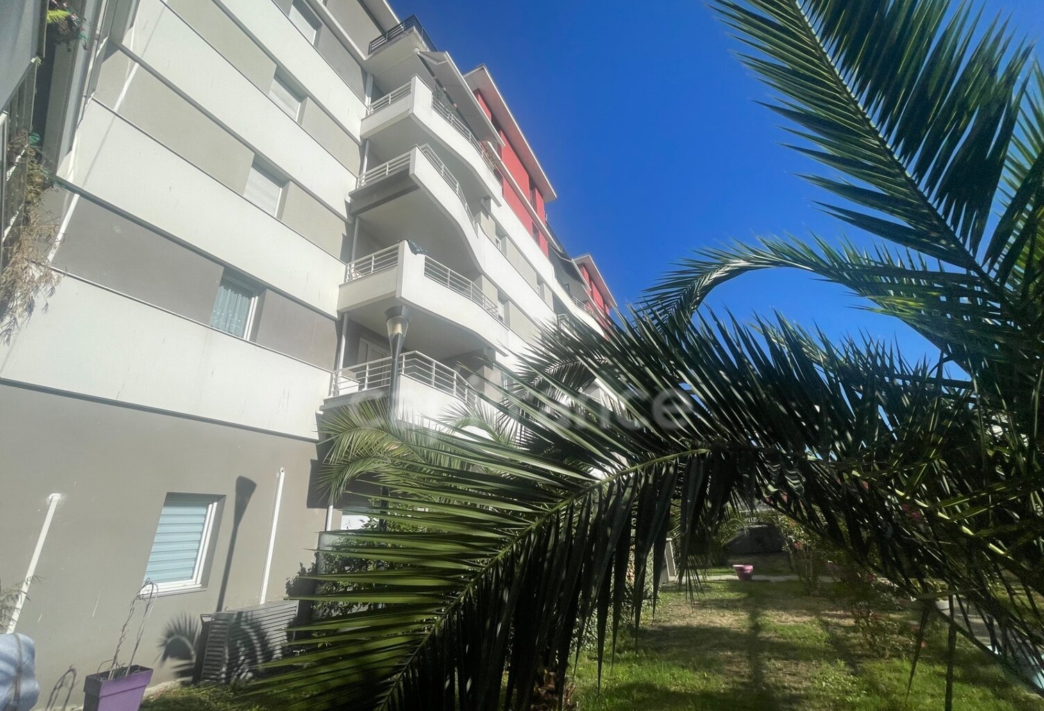 LORMONT – RESIDENCE SERVICES SENIORS - Appartement T2 de 41,96 m² — photo 1