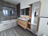 Loos — photo 3