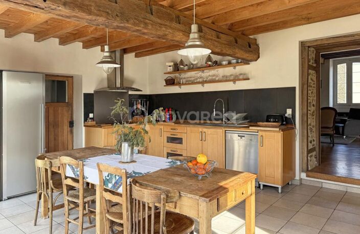 Propriété 12 pièces et dépendances — photo 3
