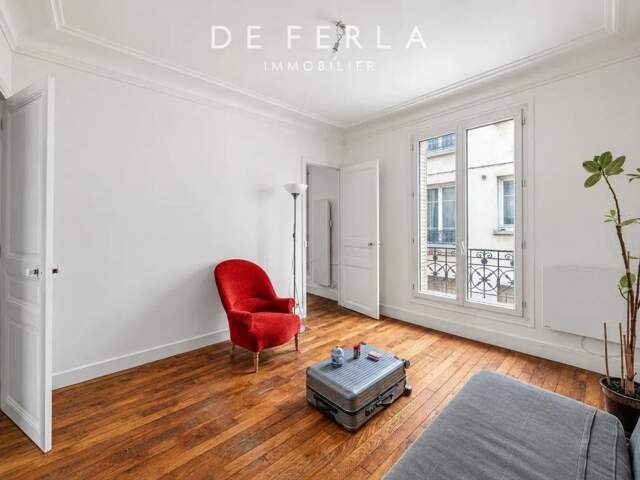 BOULEVARD VOLTAIRE – Appartement traversant de 2 pièces – Paris 11eme — photo du bien