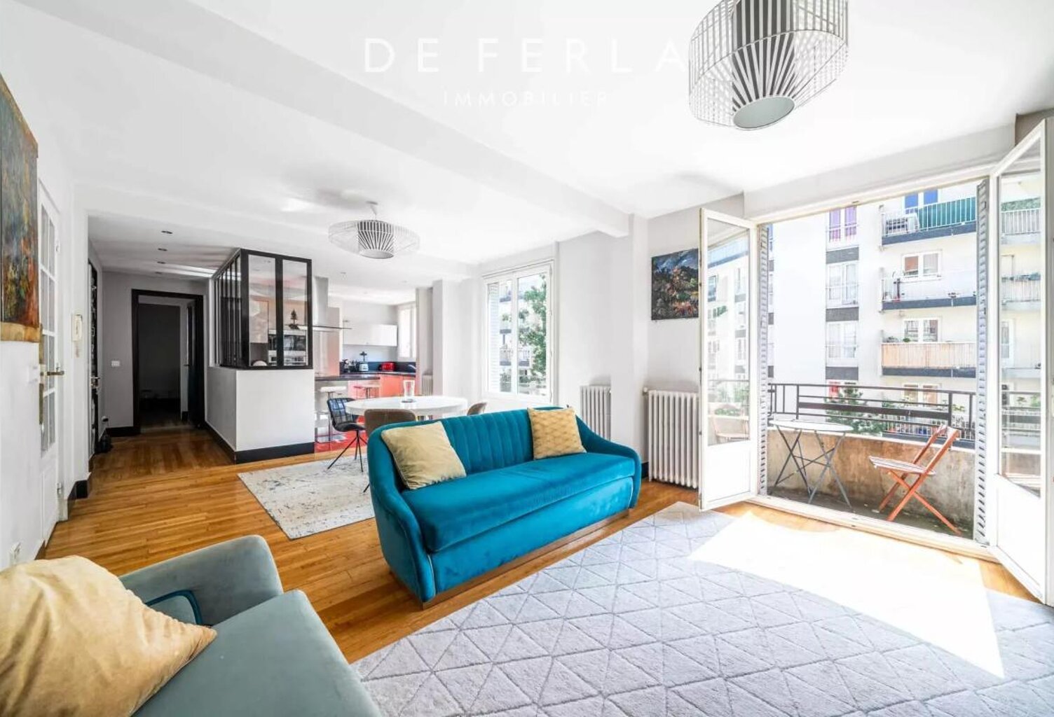 Paris XIVe – Quartier Mairie: | Appartement familial avec quatre chambres : — photo 1