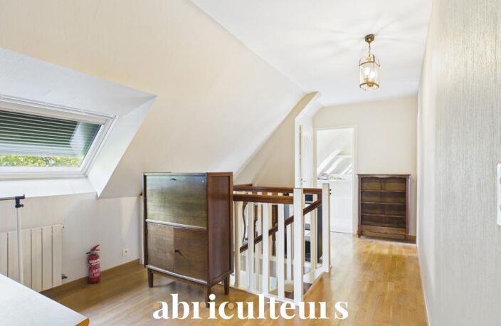 Spacieuse maison familiale de 160 m² sur parc arboré de 2 110 m² – Quartier recherché du Teninio à Vannes — photo 2
