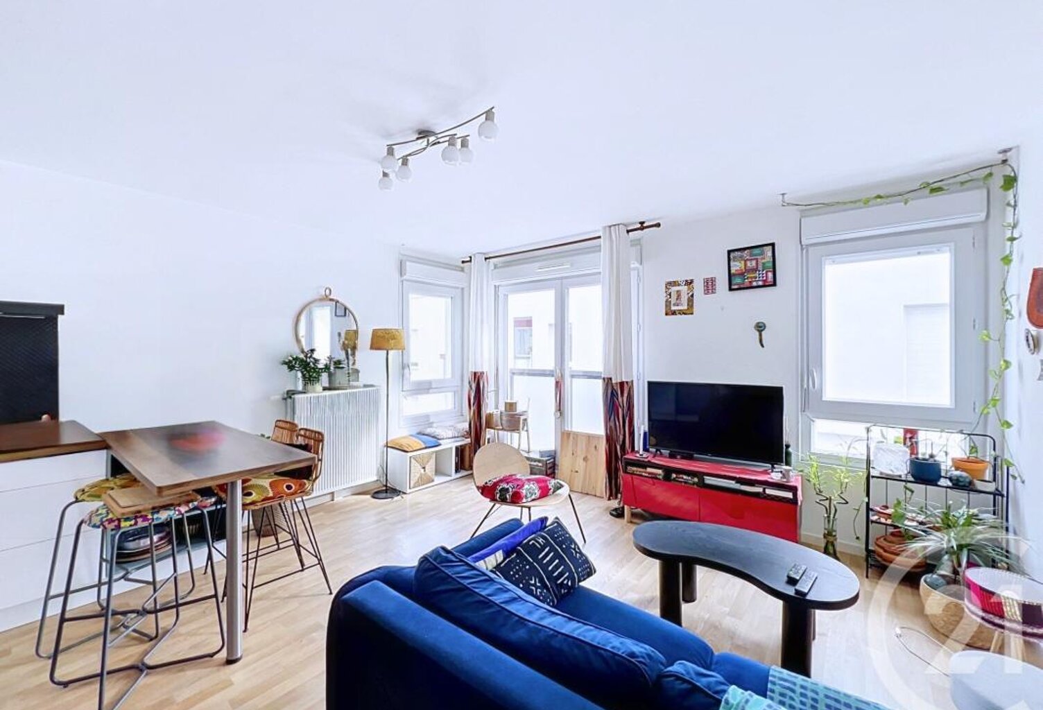 T2 — photo 1