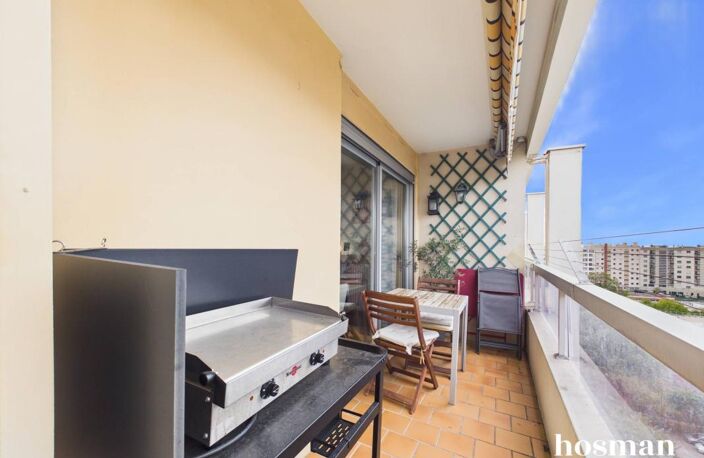 Appartement T3 lumineux de 72,23m² - Climatisation - Dernier étage avec balcon - au calme à Villeurbanne — photo 4