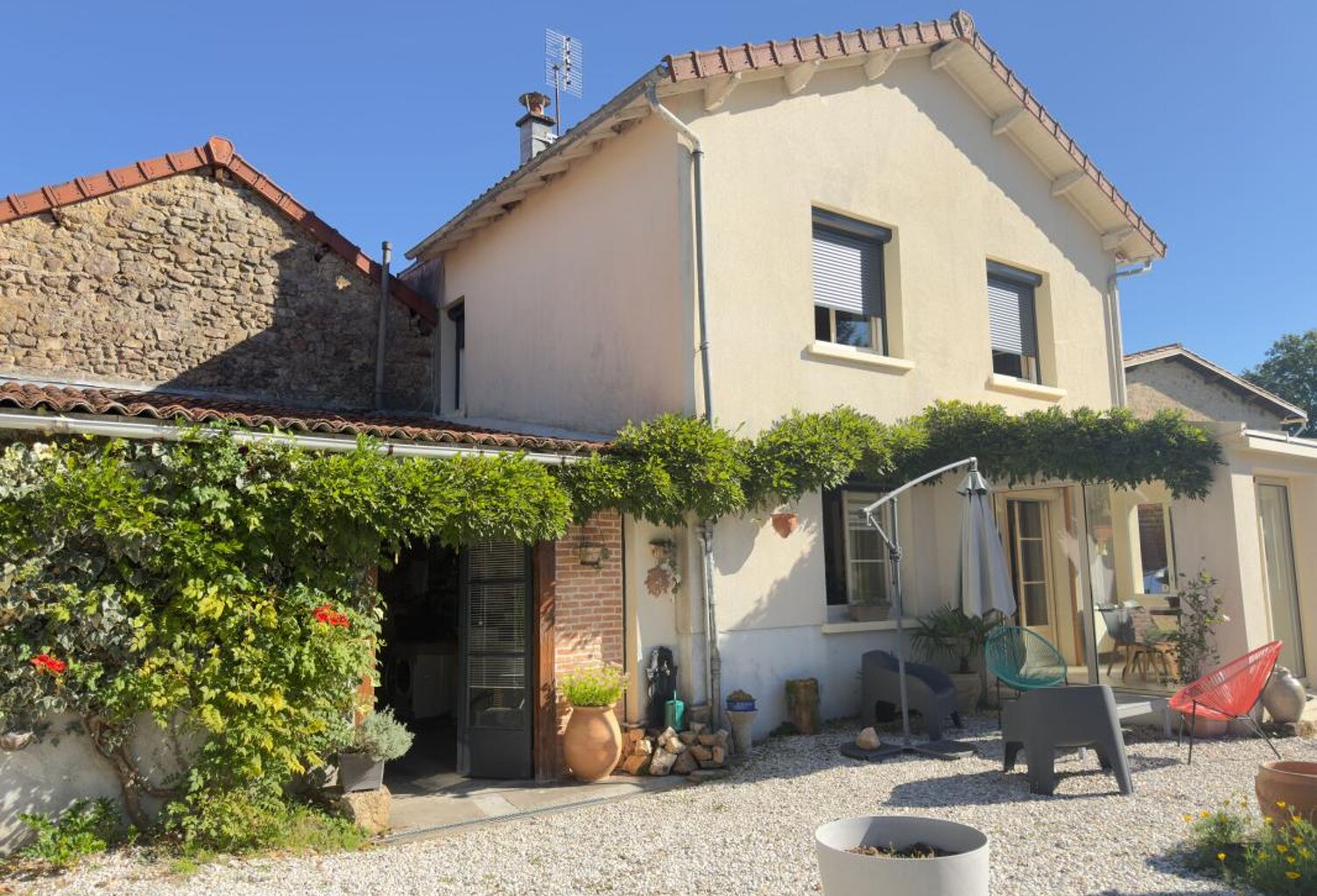 Maison À Vendre — photo 1