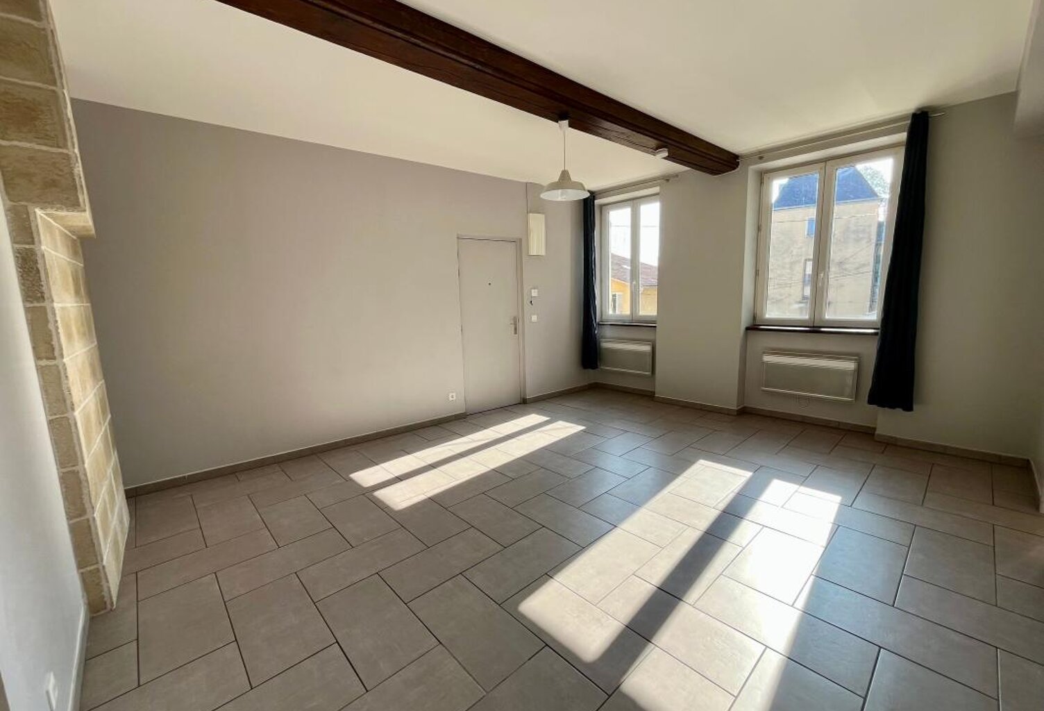 T3 rénové en plein coeur de ville — photo 1