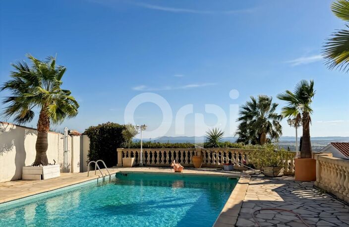 PROPRIÉTÉ D’EXCEPTION AVEC VUE PANORAMIQUE SUR LES ILES D'OR — photo 3