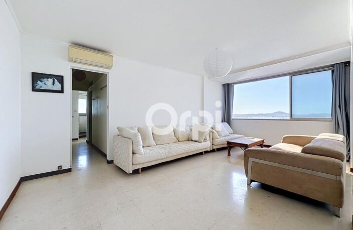 LE MOURILLON APPARTEMENT TYPE 4 À VENDRE DANS RÉSIDENCE STANDING AVEC GARDIEN, ASCENSEUR ET MAGNIFIQUE VUE MER — photo 3