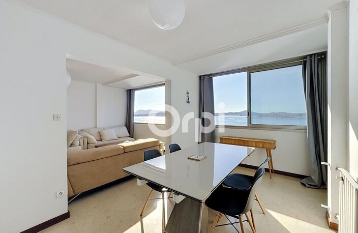 LE MOURILLON APPARTEMENT TYPE 4 À VENDRE DANS RÉSIDENCE STANDING AVEC GARDIEN, ASCENSEUR ET MAGNIFIQUE VUE MER — photo 4