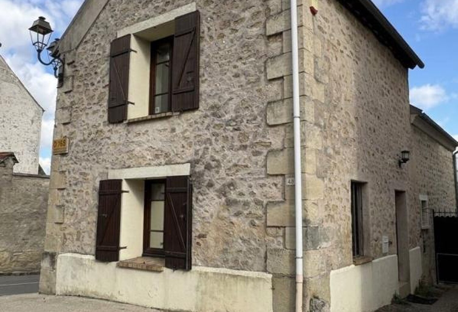 Maison À Vendre — photo 1