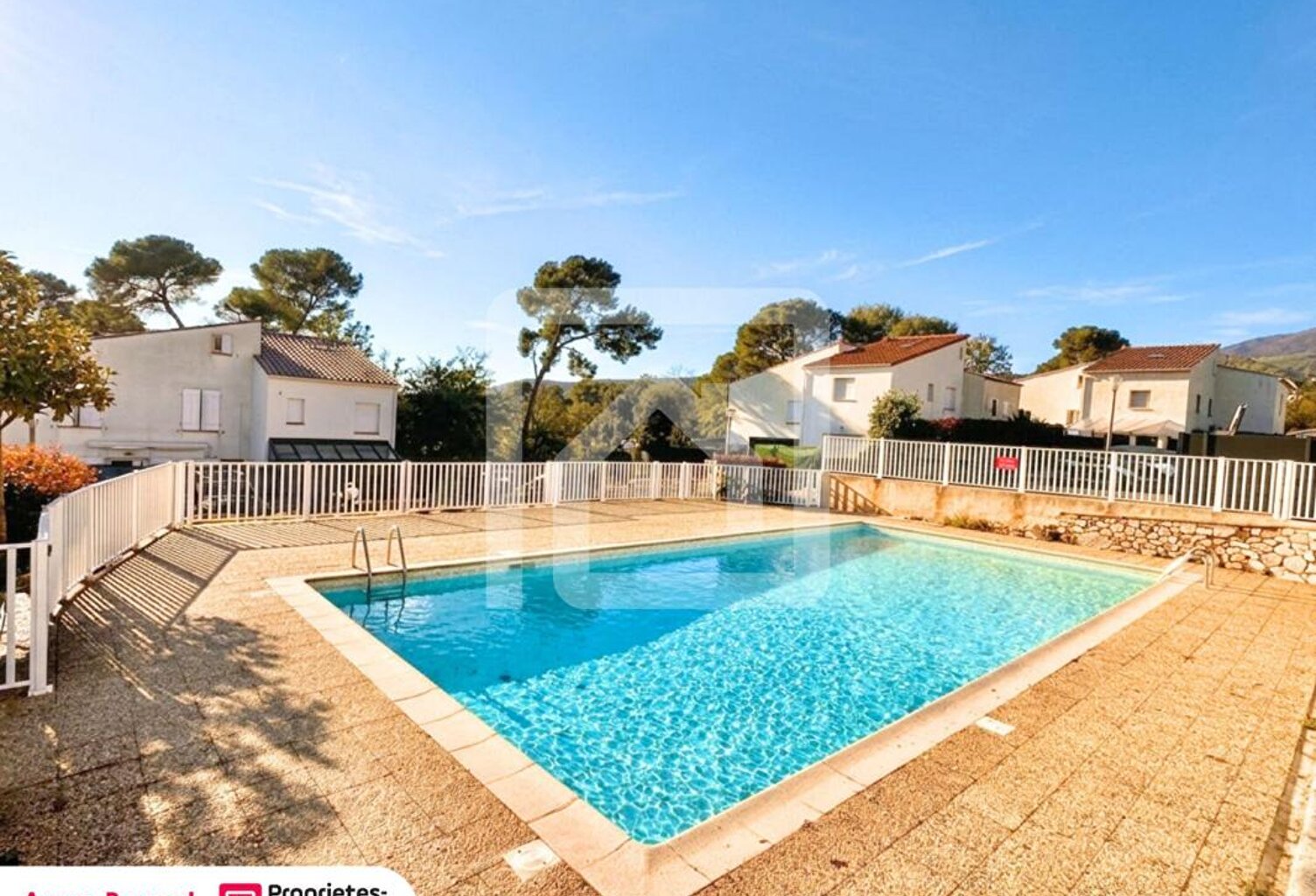 Maison 4 pièces 72 m2 avec jardin & parking privatif, piscine — photo 1