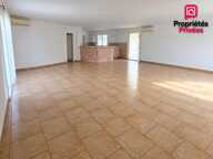 Maison Saint Maximin La Sainte Baume 5 pièce(s) 120 m2 — photo 4
