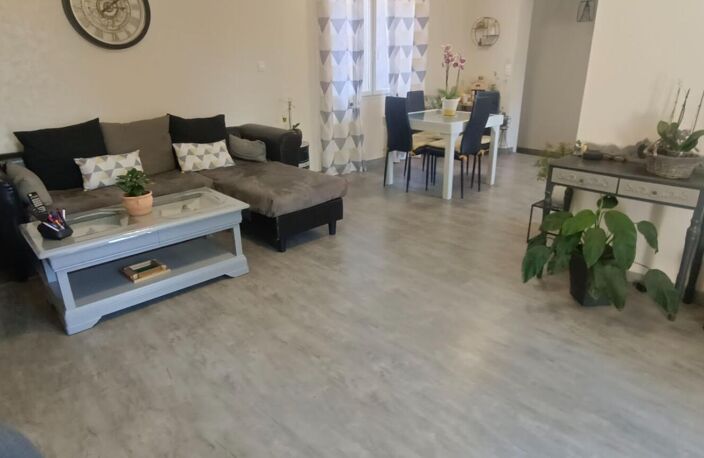 Maison de plain-pied de 90 m2 sur une parcelle de plus de 4 000 m2 — photo 4