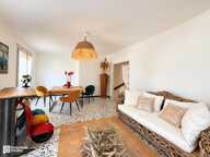 OPPORTUNITE RARE - MAISON DE VILLAGE AVEC DOUBLE GARAGE ET TOIT-TERRASSE - AIGUES MORTE - 545 000 Euros — photo 2