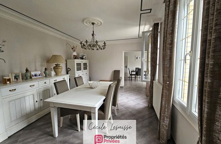 Très belle maison de caractère en plein coeur de Lillebonne — photo 3