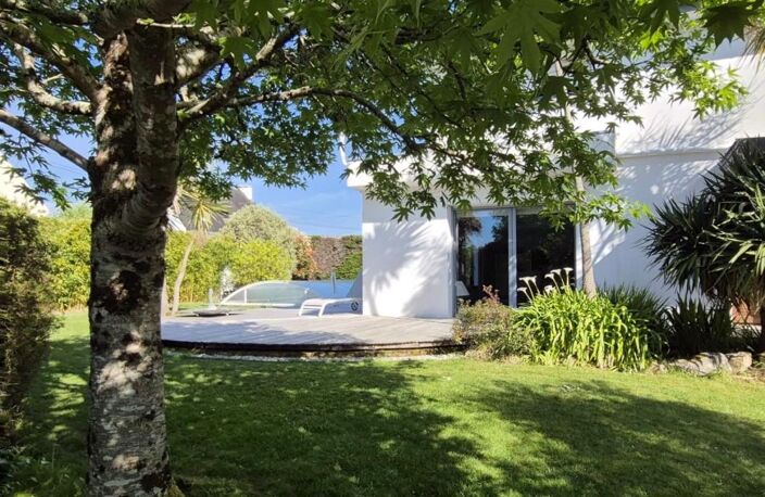 Villa d'architecte avec piscine au Corniguel — photo 2