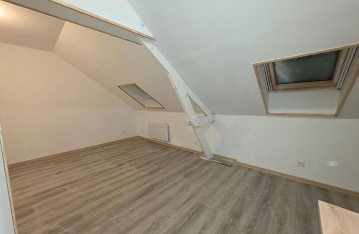 Immeuble Hirson 4 pièce(s) 123 m2 — photo 2