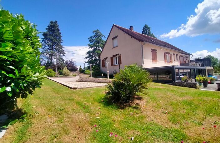 Maison La Suze Sur Sarthe 7 pièce(s) 200 m2 — photo 2