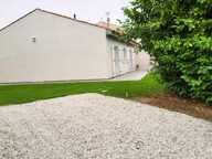 17220 - PROCHE LA ROCHELLE ET CHATELAILLON - MAISON 92 M², GRAND SEJOUR, 2 CHAMBRES, JARDIN, CELLIER, PARKINGS — photo 2