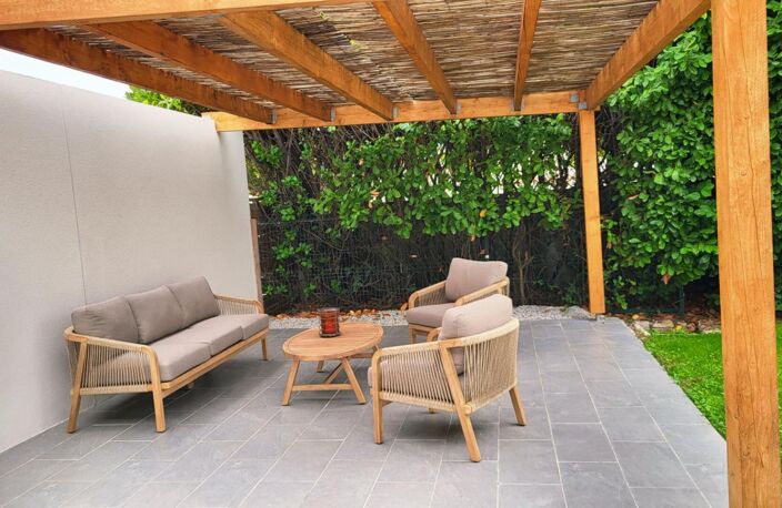 17220 - PROCHE LA ROCHELLE ET CHATELAILLON - MAISON 92 M², GRAND SEJOUR, 2 CHAMBRES, JARDIN, CELLIER, PARKINGS — photo 3