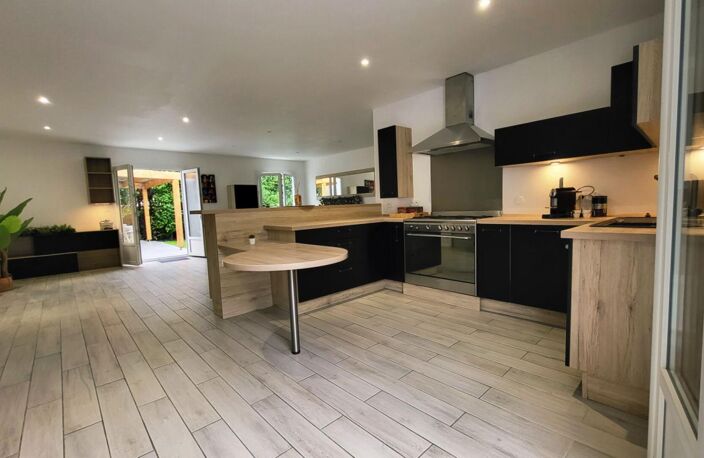 17220 - PROCHE LA ROCHELLE ET CHATELAILLON - MAISON 92 M², GRAND SEJOUR, 2 CHAMBRES, JARDIN, CELLIER, PARKINGS — photo 5