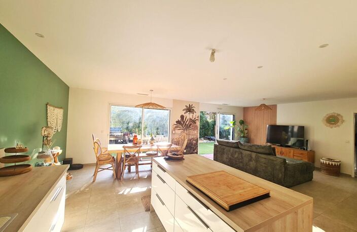VILLA DE PLAIN PIED- LE BRUSC — photo 2