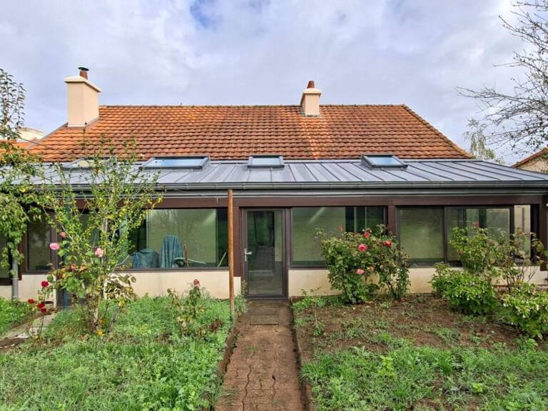 Maison La Haie Fouassière 71M². 4 P. 3 Chs. Jardin — photo 1