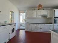 Maison rénovée avec dépendance et cour close - Charme, volumes et potentiel — photo 3