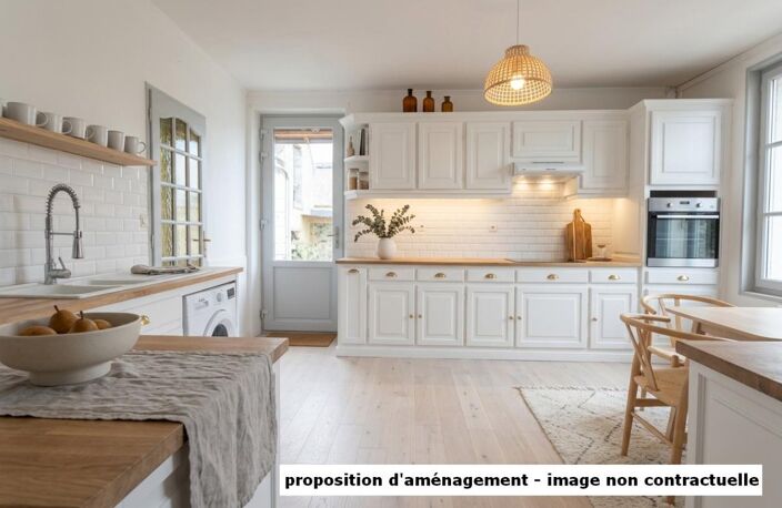 Maison rénovée avec dépendance et cour close - Charme, volumes et potentiel — photo 4