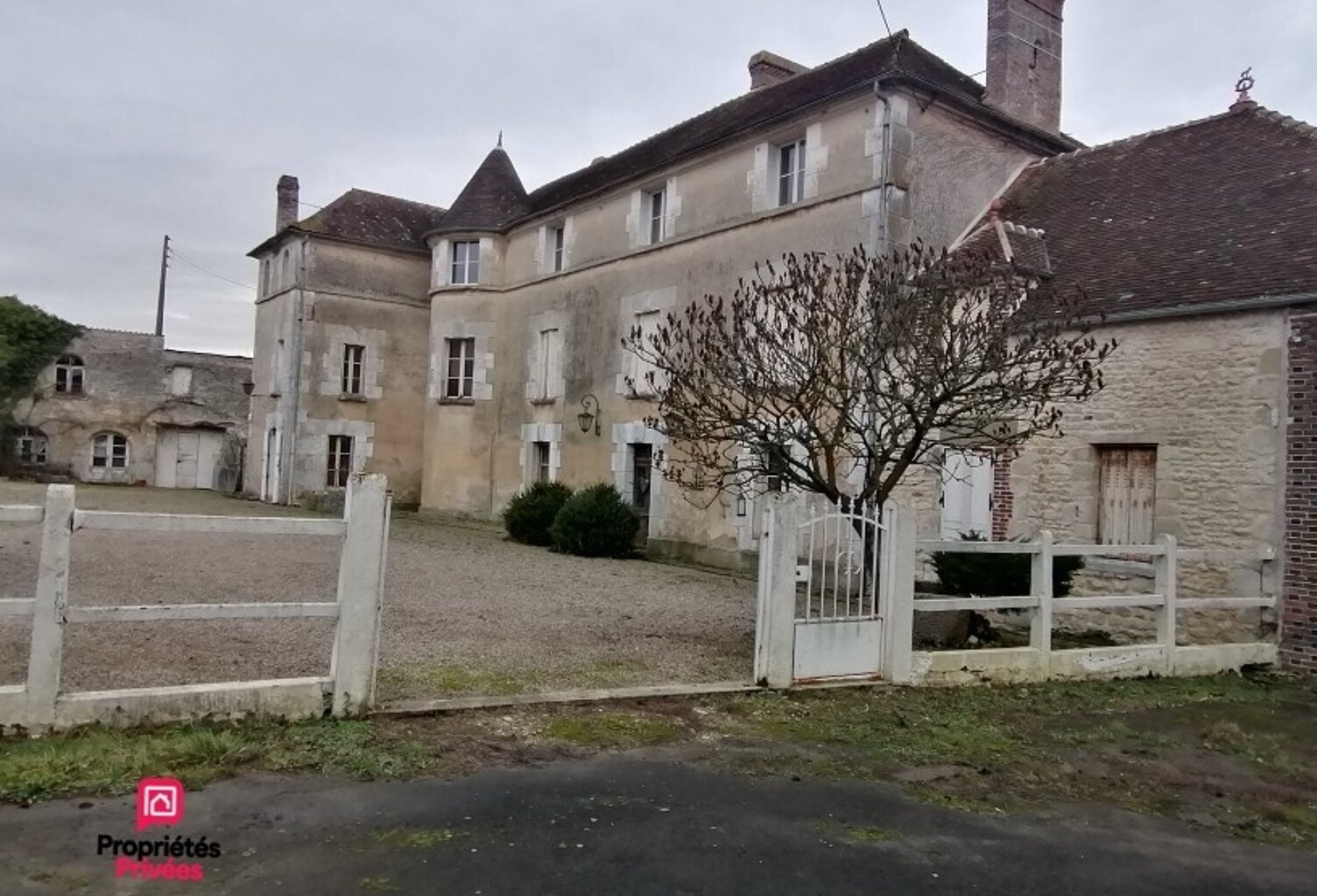 MONTGAROULT(61150) MANOIR, 15 pièces minimum, 6 chambres, 500 m2 environ PRIX 475 000 honoraires  5,56% inclus à la charge de l'acquéreur, soit 450 000net vendeur — photo 1