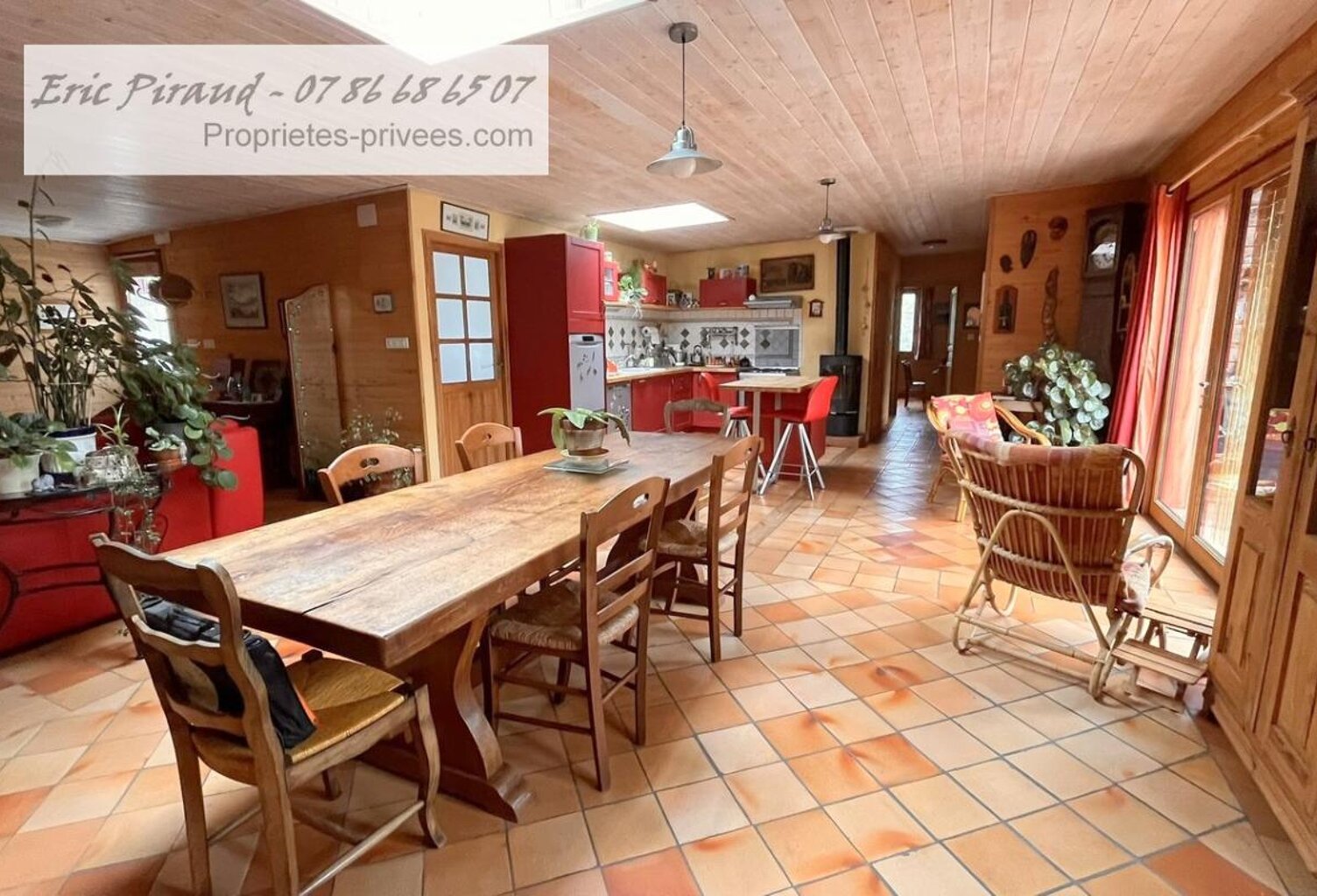 Herbignac  - Maison de plain-pied d'environ135 m², 3 chambres et dépendances au coeur de la nature — photo 1