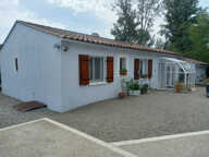 SALERNES (83), parfait état, villa T4, chambres 96 m2 — photo 3