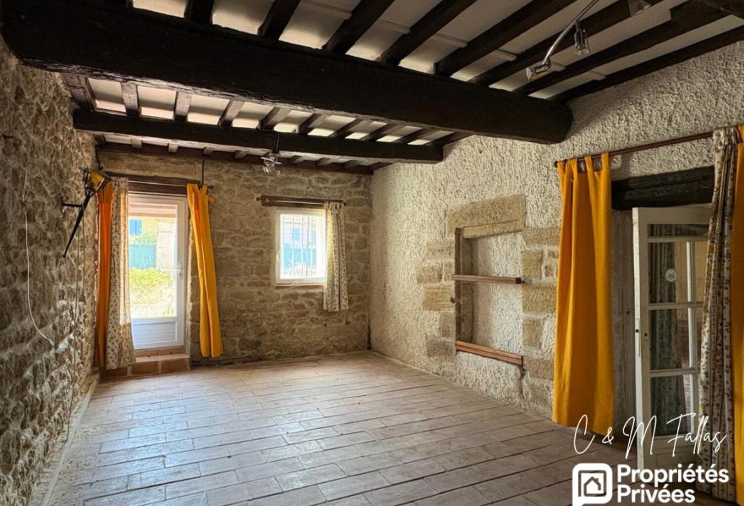 Maison de caractère de 268 m² - Un projet d'exception aux portes d'Avignon — photo 1