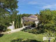 Le charme d'un mas provençal... le confort d'une demeure contemporaine — photo 2