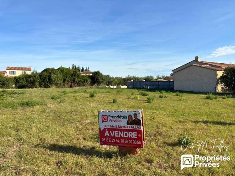 TRAVAILLAN : 960 m²  pour donner vie à votre projet ! — photo 1