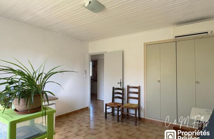 ROCHEGUDE -Maison familiale de 202 m², 5 chambres, sur 2 090 m² de terrain arboré — photo 2