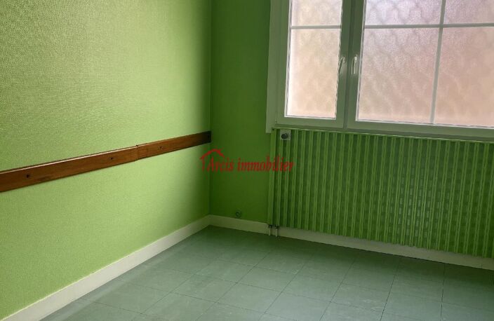 Vente commerce 10 pièces 280 m² Arcis-sur-Aube (10700) — photo 4