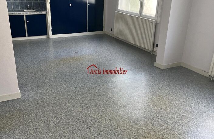 Vente commerce 10 pièces 280 m² Arcis-sur-Aube (10700) — photo 5