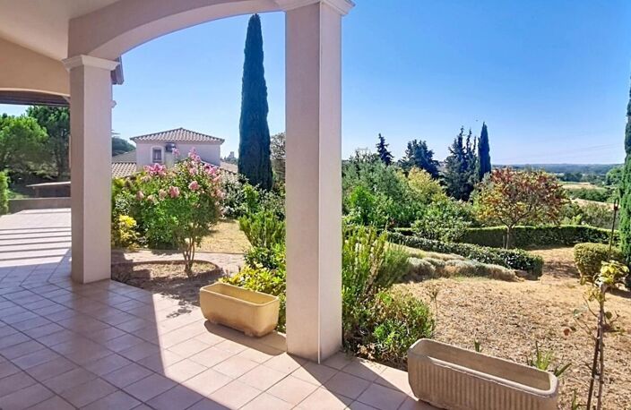 Jolie villa de plain-pied de 147m² avec garage et vue dégagée — photo 2